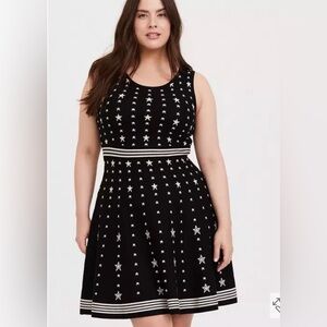 Torrid Black & White Star Sweater-Knit Skater Dress Size 3